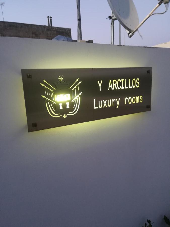 Y Arcillos Luxury Rooms Cin Ito75O35B4Ooo468O2 Lecce Extérieur photo